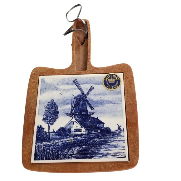 Vintage Delft Blue Hand painted Tile Trivet Wall Hanging Made In Holland - Picture 1 of 8